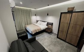 בוטיק רפאל Boutique Rafael